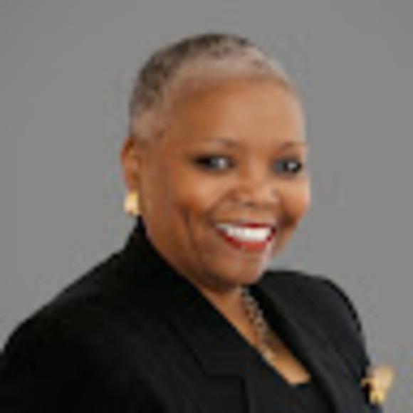 Meet your Posher, Karen - Picture 1 of 1